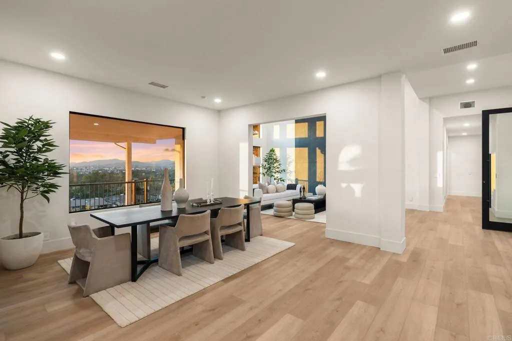 https://cdn.realtyfeed.com/cdn/127/306769907/e97c27fa8eefd87b422db98887679c37.webp