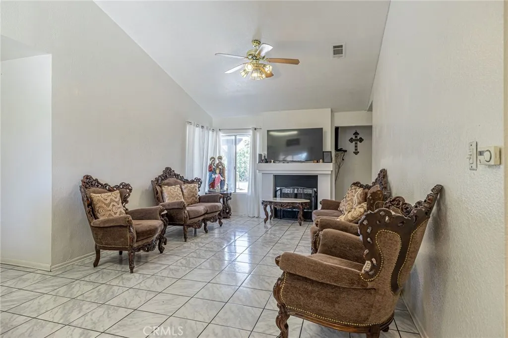 37517 Madison, Palmdale, CA 93552 - Photo 4 of 33, Palmdale, CA