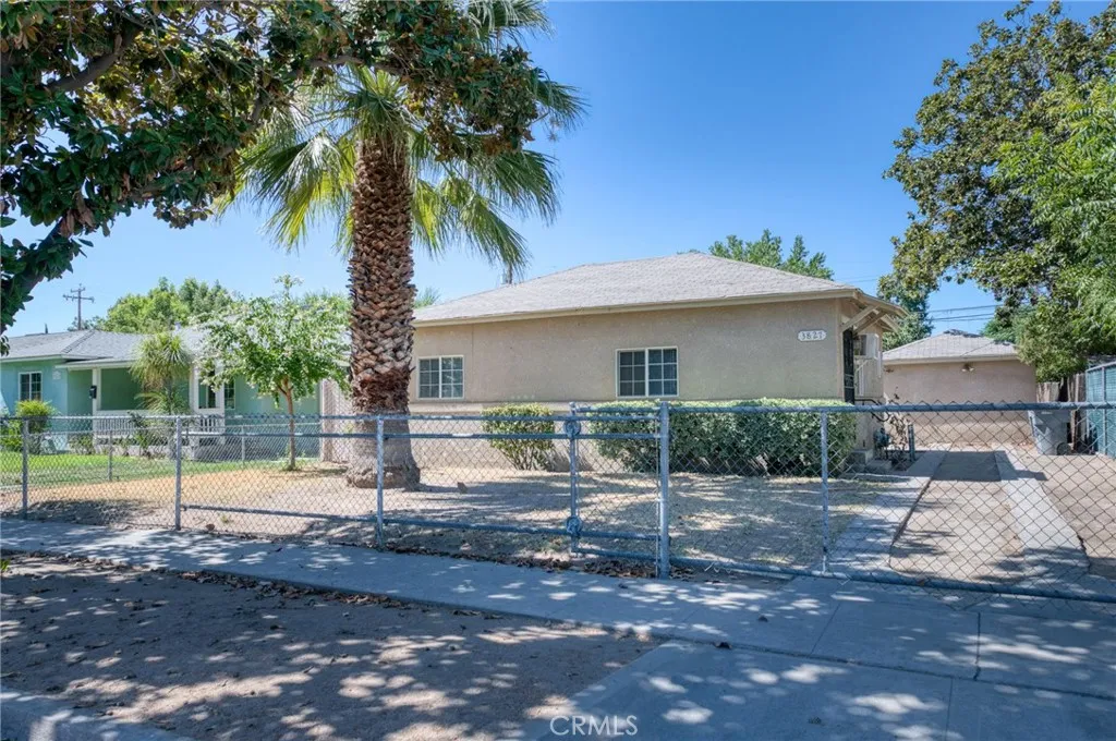 3827 E Hamilton, Fresno, CA 93702 - Photo 3 of 27, Fresno, CA