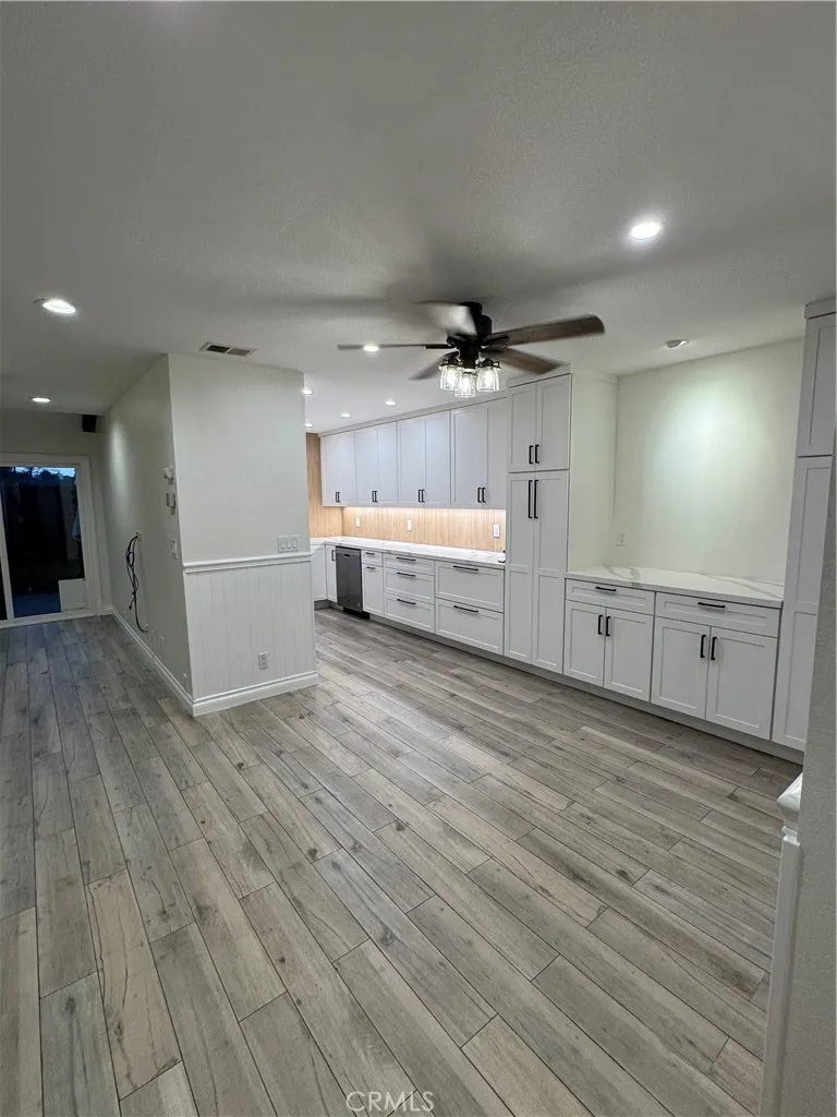 2620 Elden Avenue Unit B5, Costa Mesa, CA 92627 - Photo 4 of 17, Costa Mesa, CA