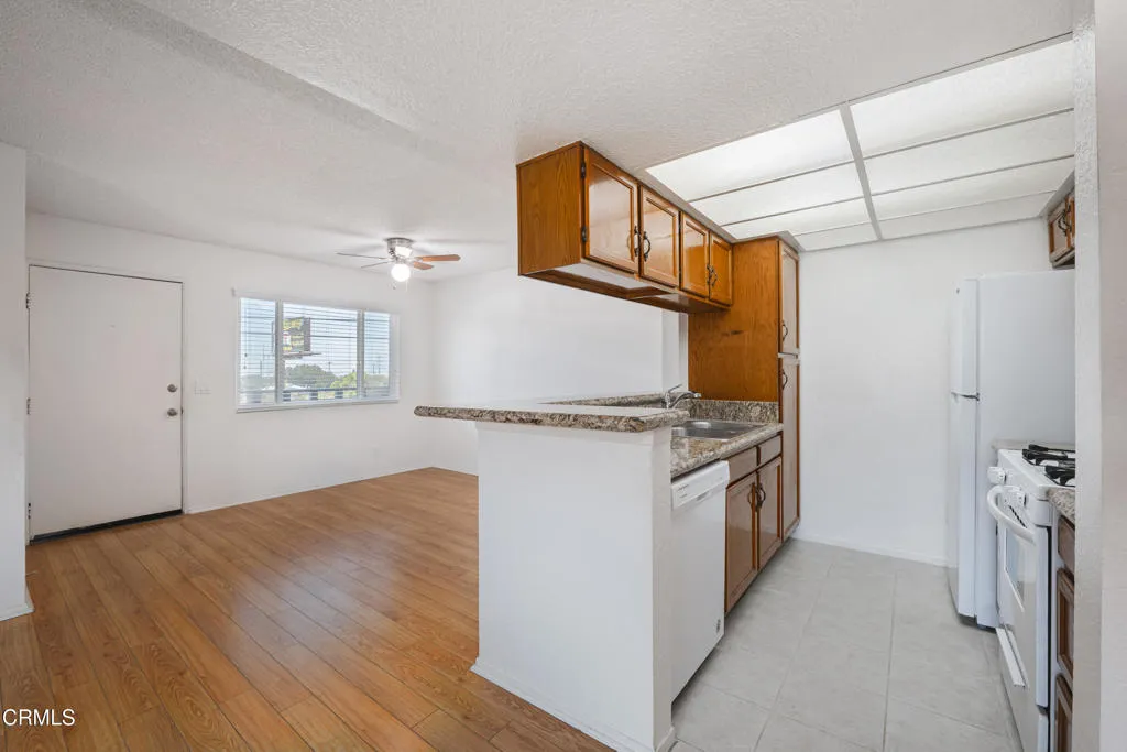 10133 Tujunga Canyon Boulevard Unit 1, Los Angeles, CA 91042 - Photo 4 of 17, Los Angeles, CA