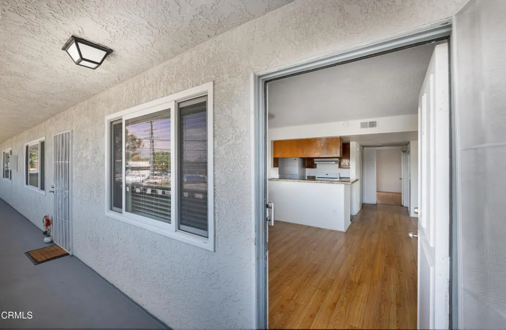 10133 Tujunga Canyon Boulevard Unit 1, Los Angeles, CA 91042 - Photo 2 of 17, Los Angeles, CA