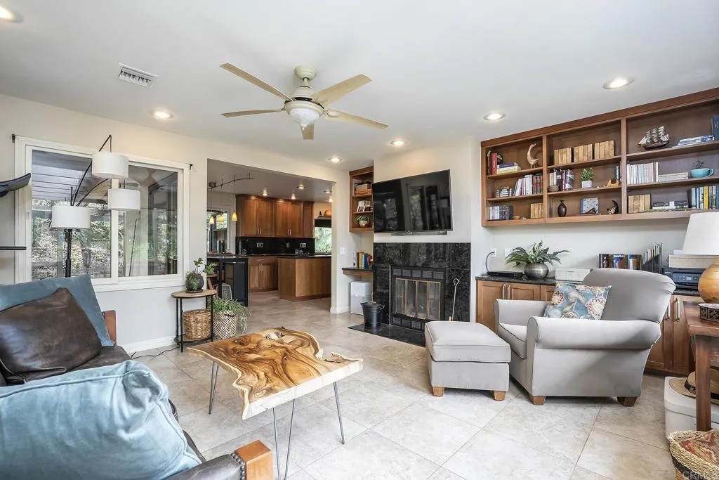 https://cdn.realtyfeed.com/cdn/127/306769959/ceb7d0888a58d6e6c5d0835c1803a908.webp