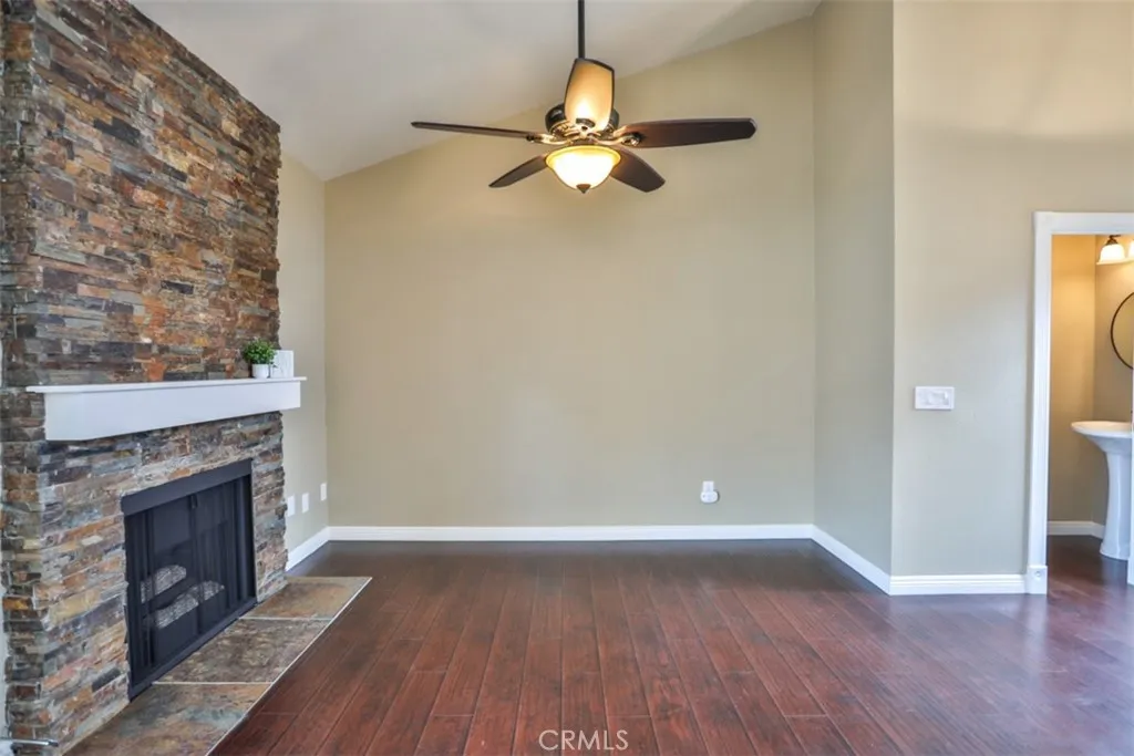 679 Parkview Drive, Lake Elsinore, CA 92530 - Photo 3 of 42, Lake Elsinore, CA