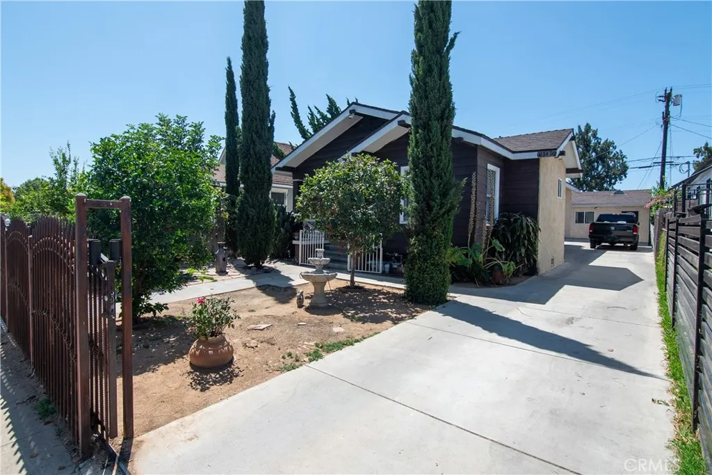 1134 W 68th, Los Angeles, CA 90044 - Photo 3 of 33, Los Angeles, CA
