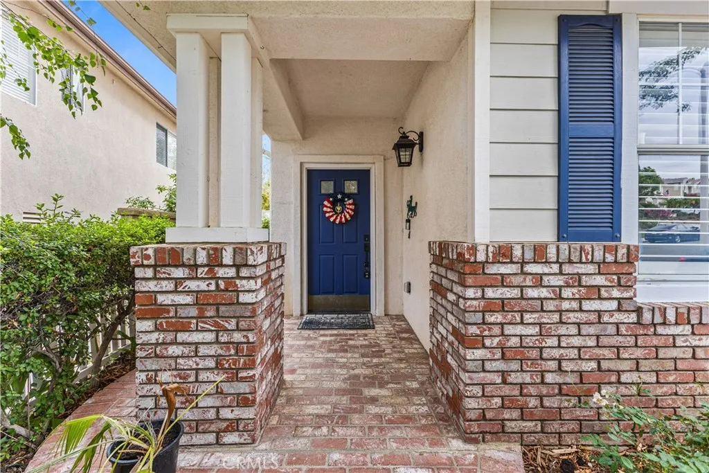 27730 Mariposa Ln, Castaic, CA 91384 - Photo 2 of 46, Castaic, CA
