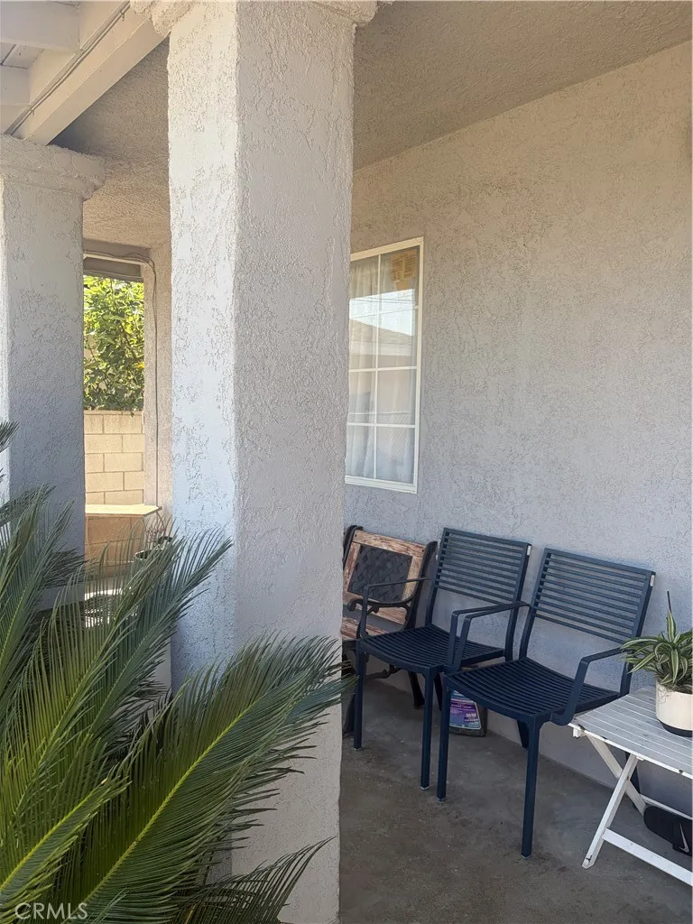 17787 Ivy Avenue, Fontana, CA 92335 - Photo 4 of 28, Fontana, CA