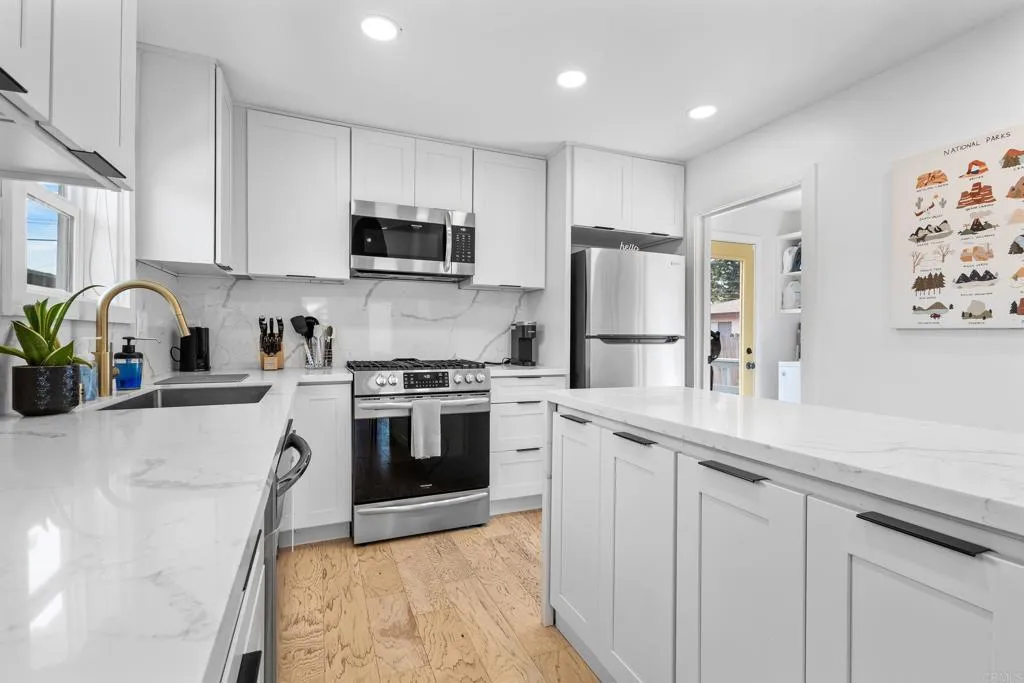 https://cdn.realtyfeed.com/cdn/127/306769982/6189847333cc51997dd6762e91735f7c.webp
