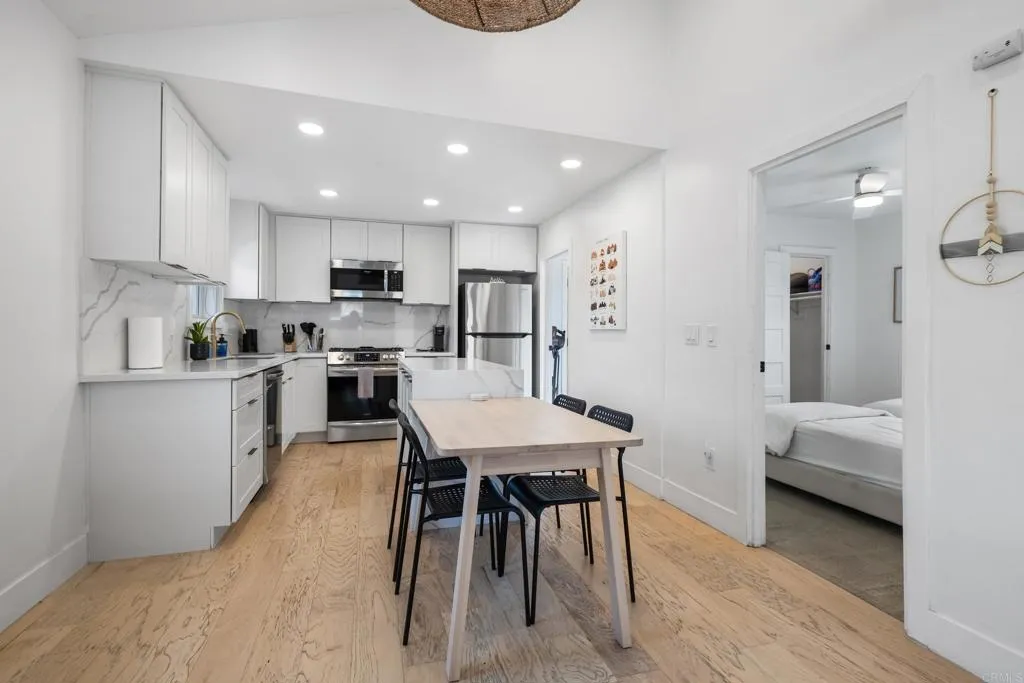 https://cdn.realtyfeed.com/cdn/127/306769982/c283d47b593df7b7f7f28d475f0c24b9.webp