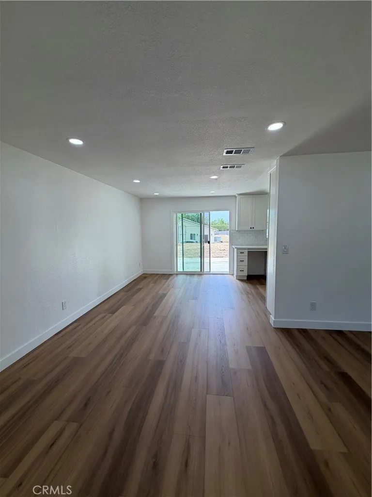 527 W 10th, Perris, CA 92570 - Photo 3 of 14, Perris, CA