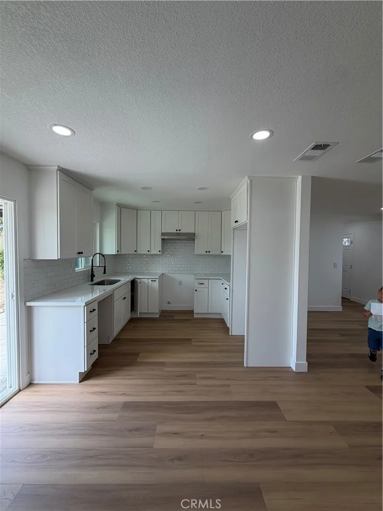 527 W 10th, Perris, CA 92570 - Photo 4 of 14, Perris, CA