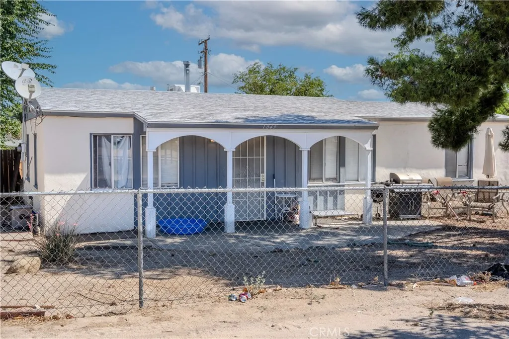 1045 Elizabeth Lake Road, Palmdale, CA 93551 - Photo 2 of 7, Palmdale, CA