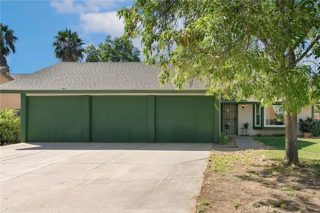9249 Agave Place, Riverside, CA 92503 - Photo 3 of 32, Riverside, CA