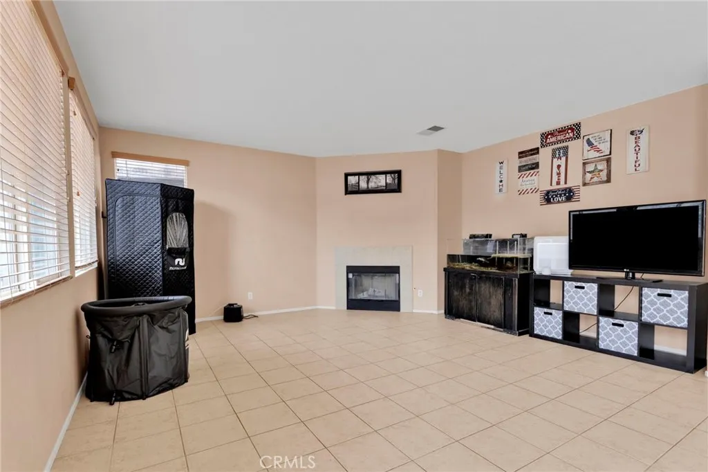 12419 Ojo Caliente, Victorville, CA 92392 - Photo 4 of 51, Victorville, CA