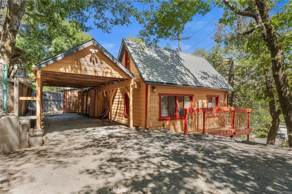 23898 Springwater, Crestline, CA 92325 - Photo 4 of 30, Crestline, CA