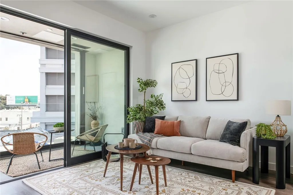 118 Astronaut Ellison S Onizuka Street Unit 208, Los Angeles, CA 90012 - Photo 4 of 33, Los Angeles, CA