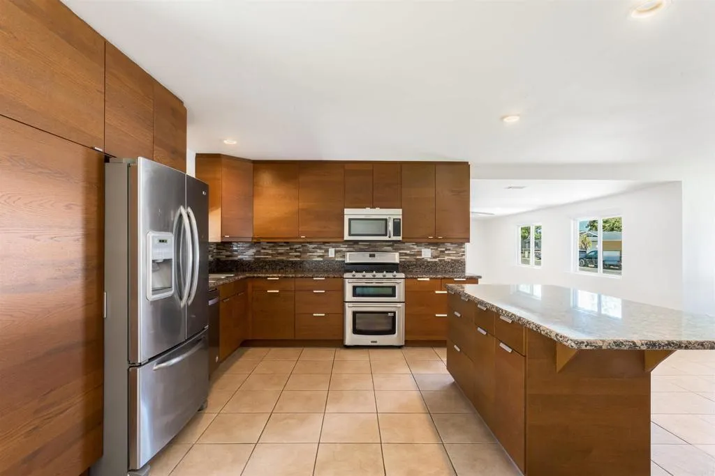 https://cdn.realtyfeed.com/cdn/127/306770028/860a5efa98967241a5de3b8ddd97b28f.webp