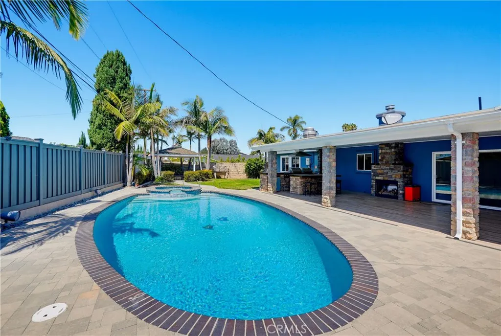 17372 Rainier Drive, North Tustin, CA 92705 - Photo 3 of 54, North Tustin, CA