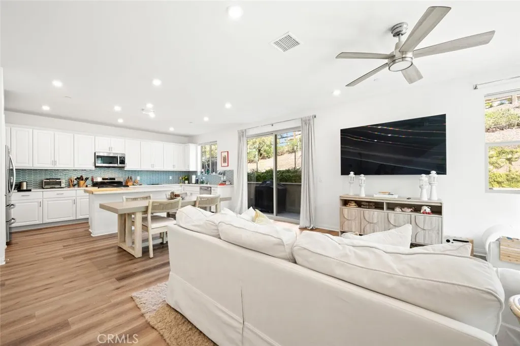 1852 Red Willow, Oceanside, CA 92056 - Photo 4 of 50, Oceanside, CA