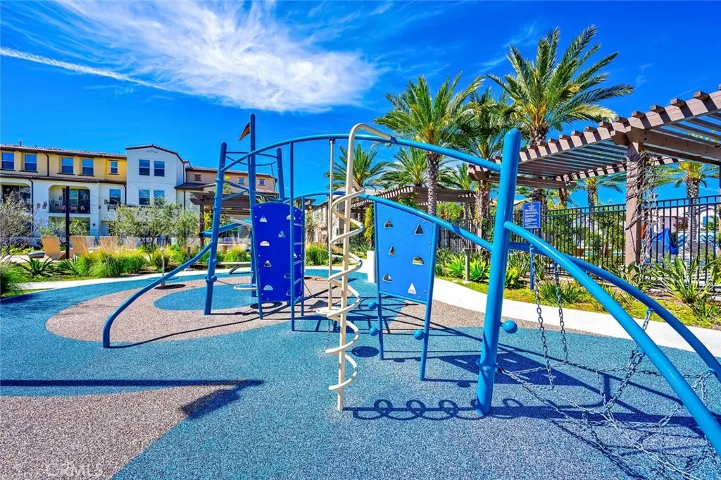 https://cdn.realtyfeed.com/cdn/127/306770038/d39338b86aa98e5e1252d28ff45d43fb.webp