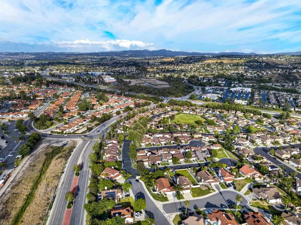 https://cdn.realtyfeed.com/cdn/127/306770042/458bffb262253c8904dfb838b29b328f.webp