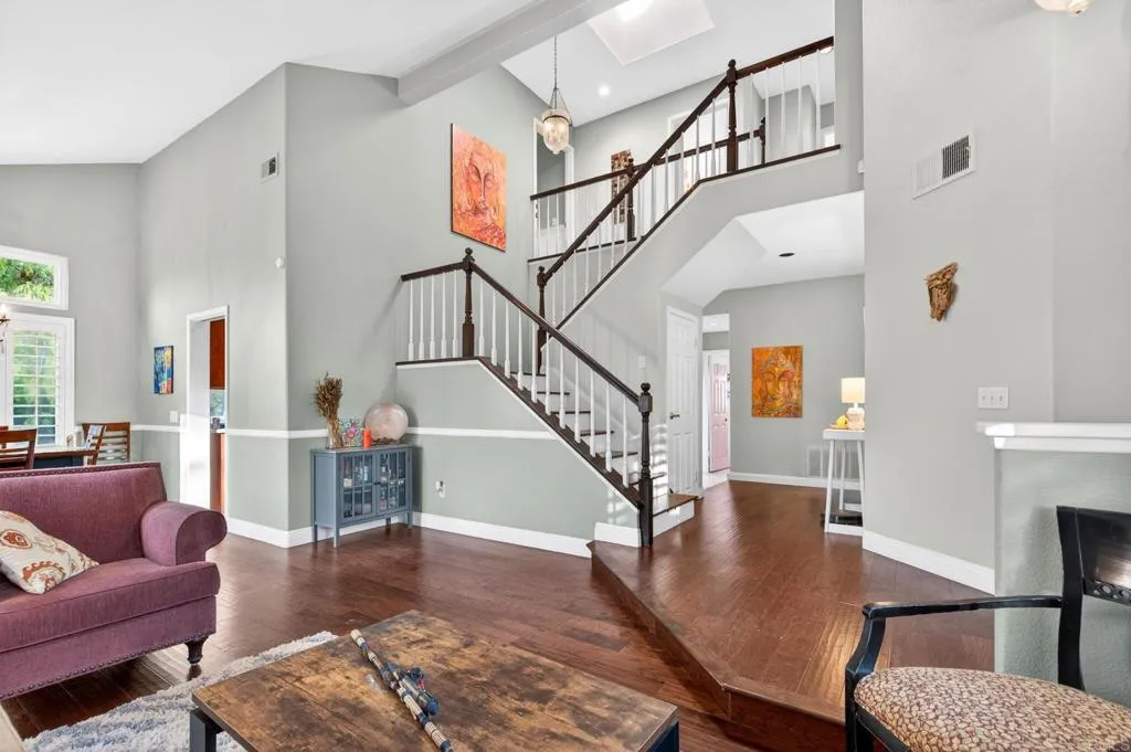 https://cdn.realtyfeed.com/cdn/127/306770042/be2c3cd74ca7edf7eb5cc56c2d7a661b.webp