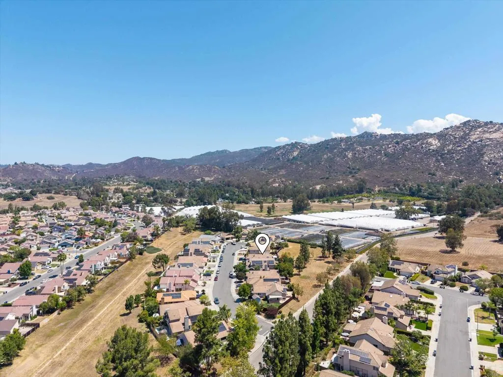 https://cdn.realtyfeed.com/cdn/127/306770048/5e6db4be2caf70ada2afd447fa17a246.webp