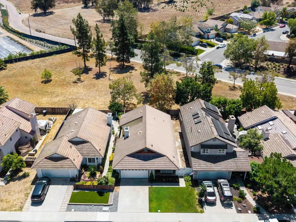 https://cdn.realtyfeed.com/cdn/127/306770048/f66a279f0038b22679ba27f866fcaa8f.webp