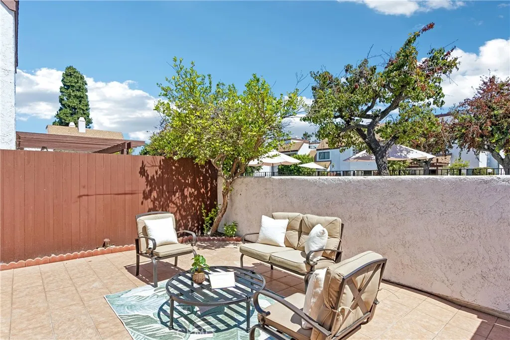 11917 Heritage Circle, Downey, CA 90241 - Photo 4 of 32, Downey, CA
