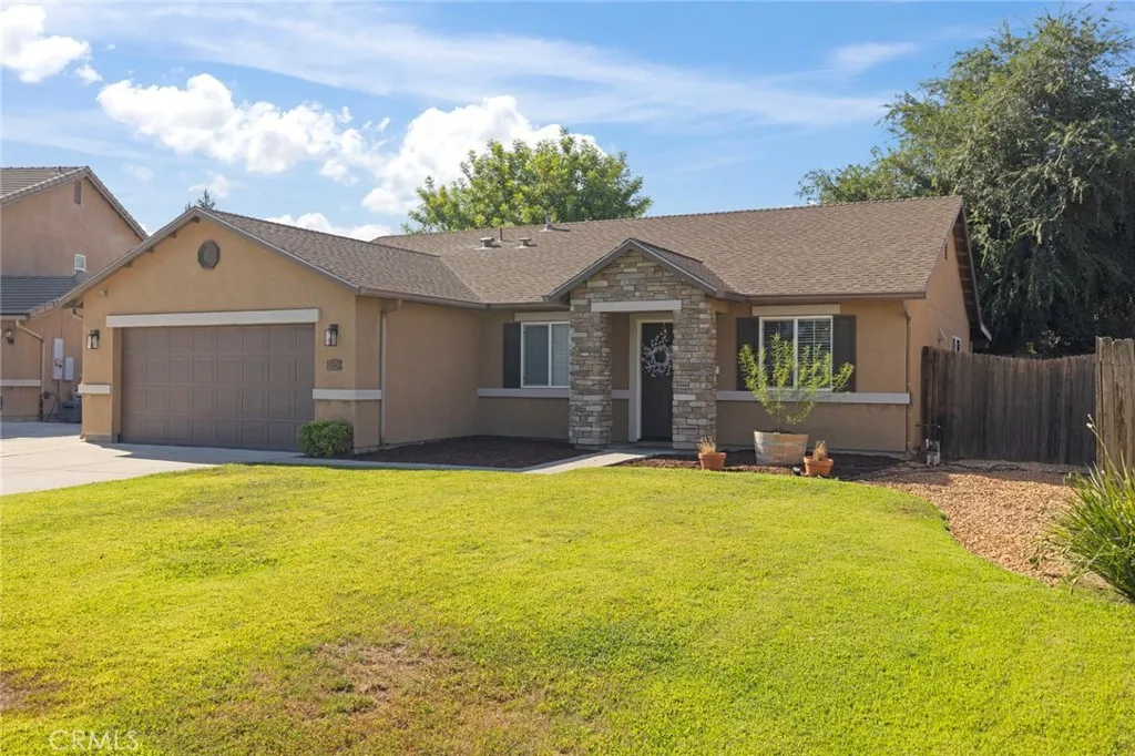 2629 W Brooke Court, Visalia, CA 93291 - Photo 3 of 35, Visalia, CA