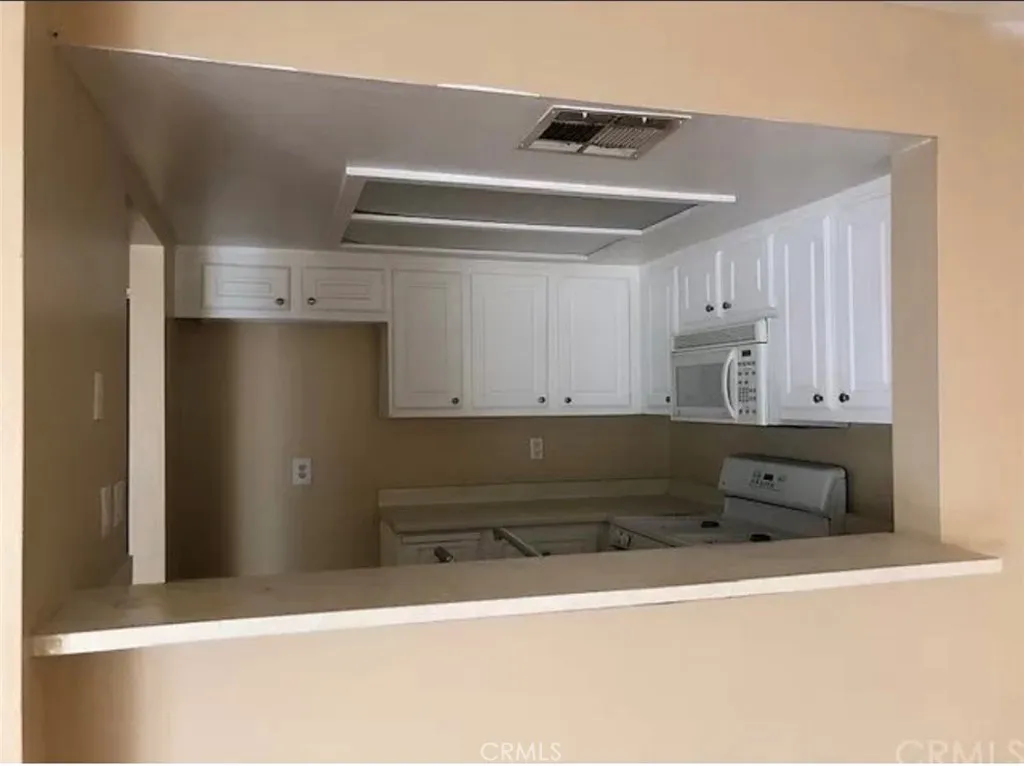 1025 N Tippecanoe Unit 221, San Bernardino, CA 92410 - Photo 5 of 9, San Bernardino, CA