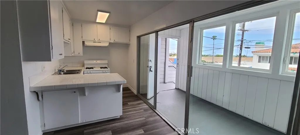 102 Avenida San Fernando Unit 5, San Clemente, CA 92672 - Photo 5 of 10, San Clemente, CA