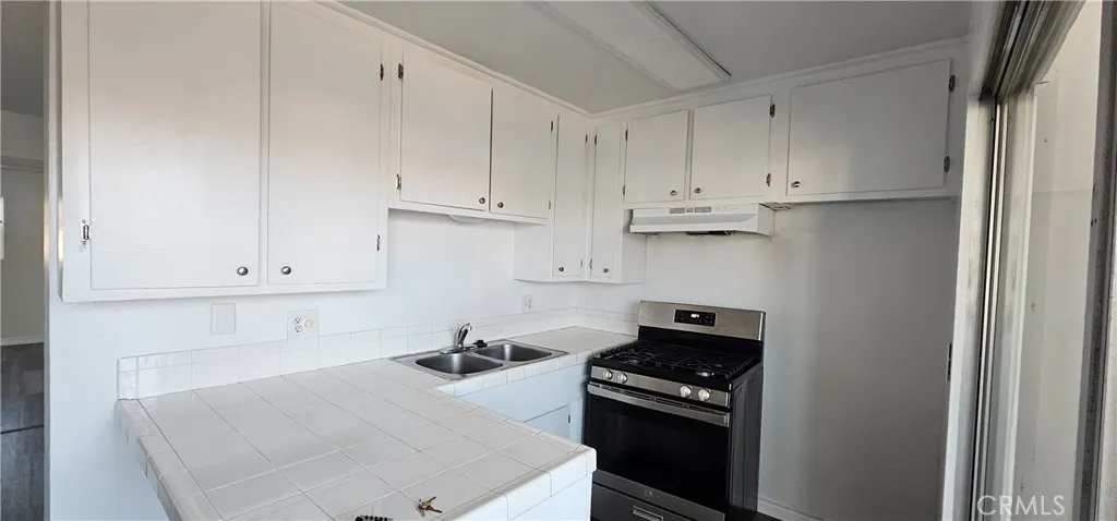 102 Avenida San Fernando Unit 5, San Clemente, CA 92672 - Photo 3 of 10, San Clemente, CA