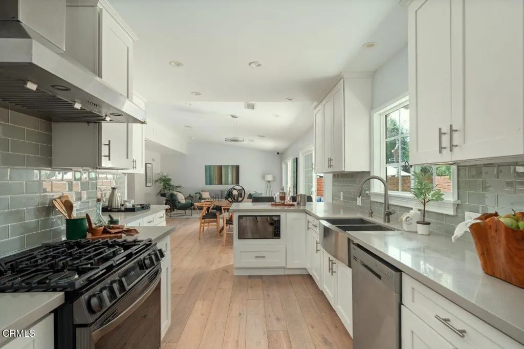 3860 2nd Avenue, La Crescenta, CA 91214 - Photo 3 of 33, La Crescenta, CA