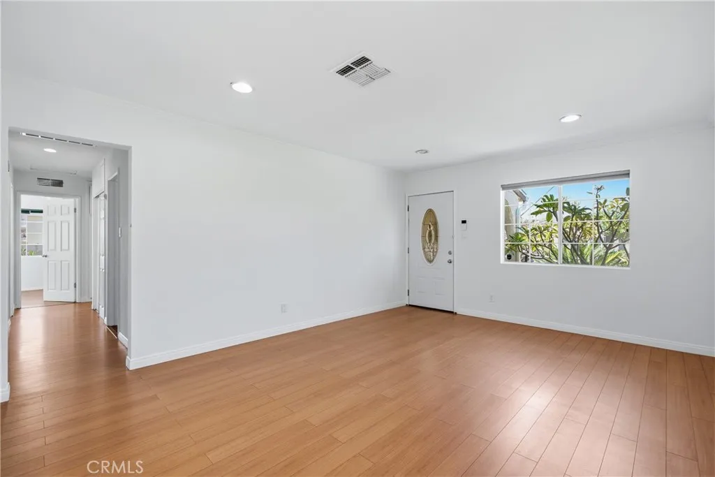 8747 Stansbury Avenue, Panorama City, CA 91402 - Photo 2 of 37, Panorama City, CA