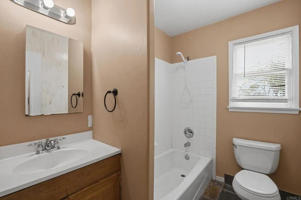 https://cdn.realtyfeed.com/cdn/127/306770108/2c213cc0f54498789f6ea63e526ba87d.webp