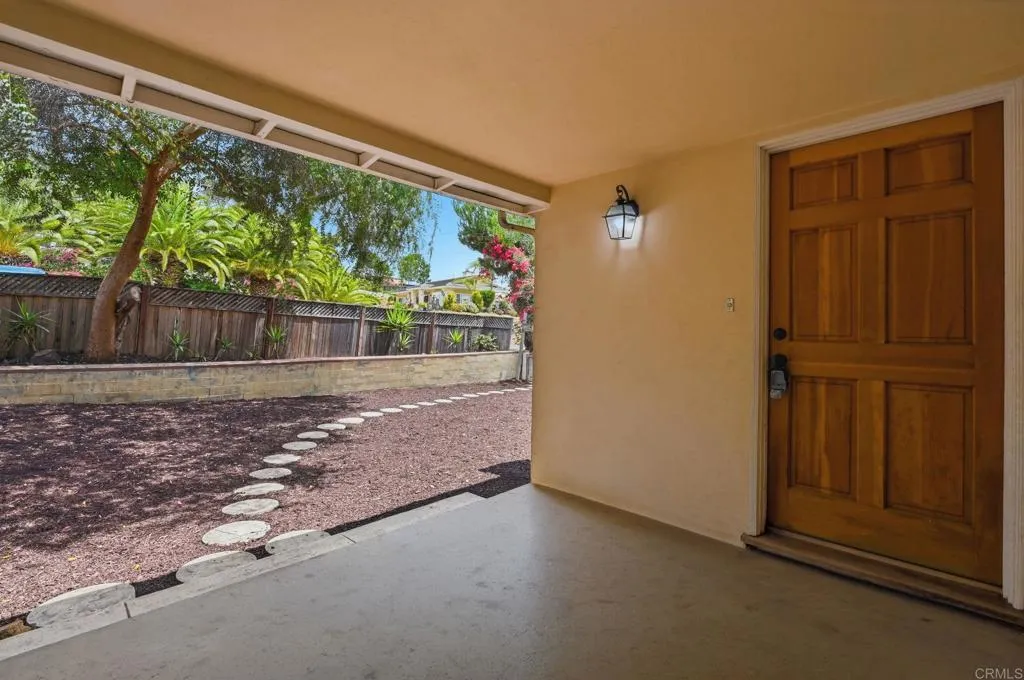 https://cdn.realtyfeed.com/cdn/127/306770108/402ebe3b4f1252dced5a5e5e549bec56.webp