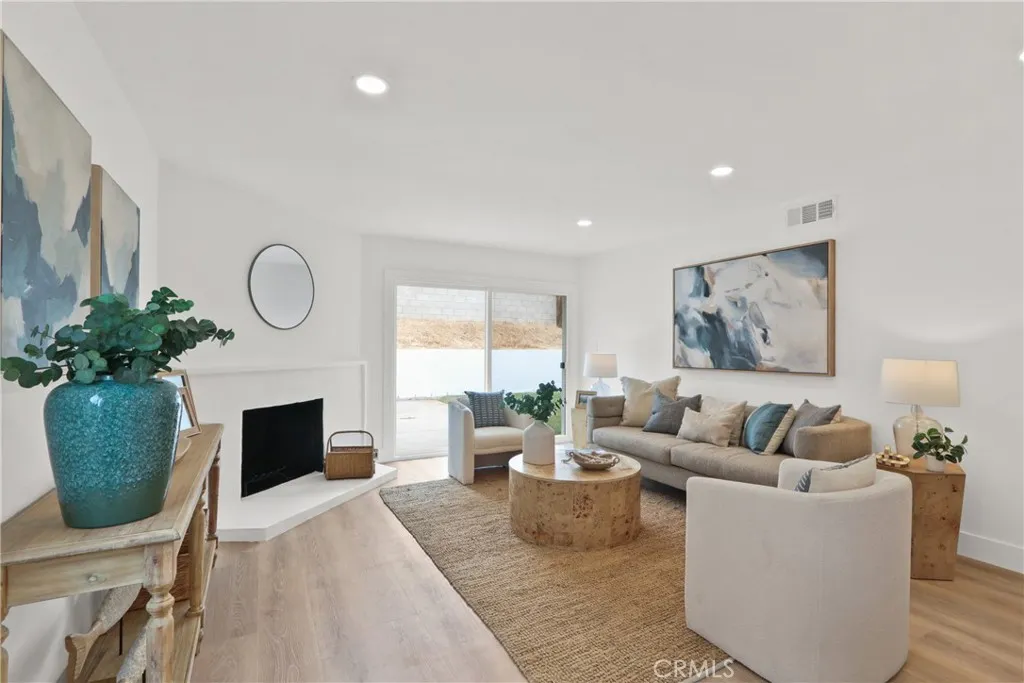 802 Bejay Place, San Pedro, CA 90731 - Photo 4 of 14, San Pedro, CA