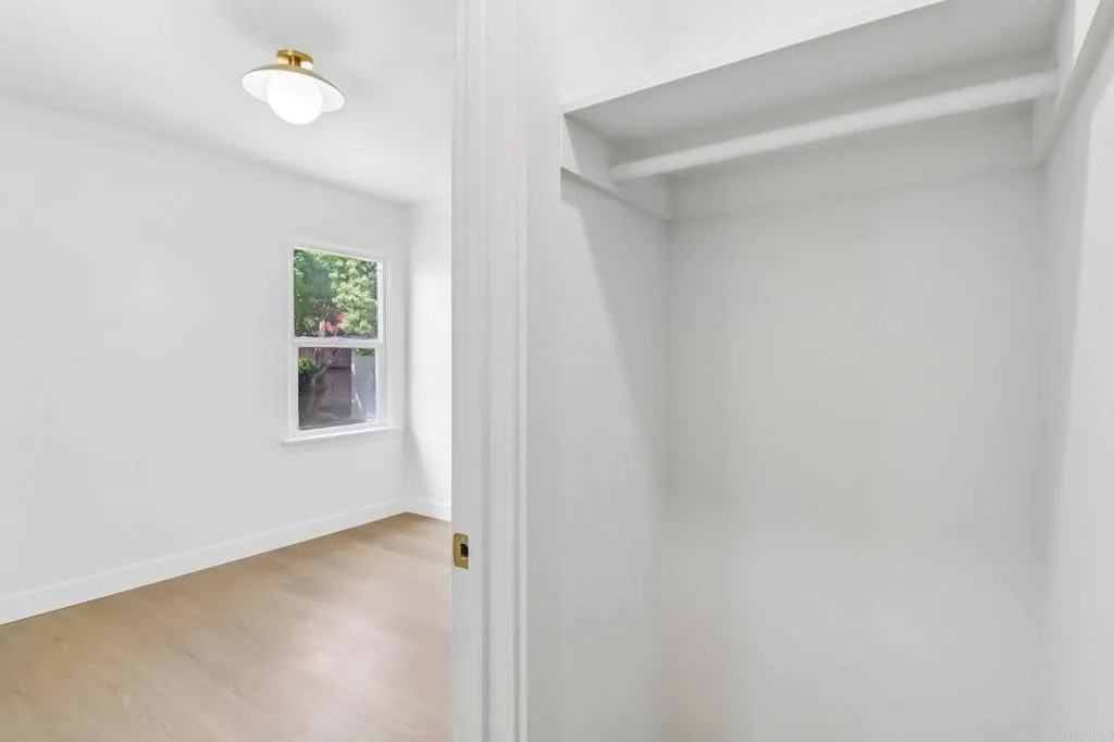 https://cdn.realtyfeed.com/cdn/127/306770113/7023a8ae08eab33daca18de57fa316e8.webp