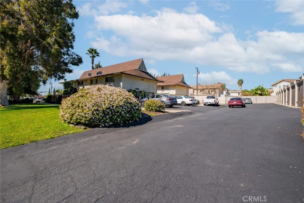 1935 Royalty Drive, Pomona, CA 91767 - Main photo, Pomona, CA