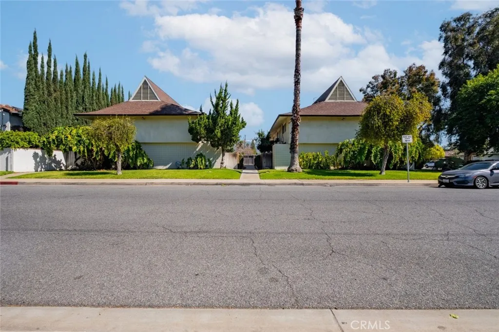 1935 Royalty Drive, Pomona, CA 91767 - Photo 5 of 13, Pomona, CA