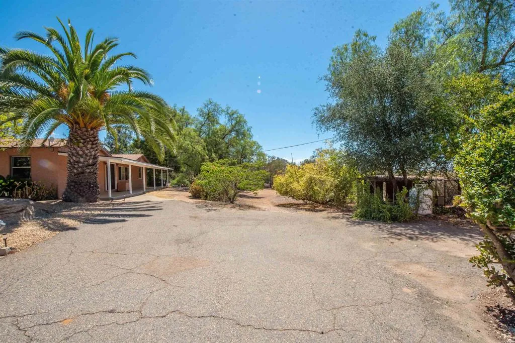 30270 Miller Road, Valley Center, CA 92082 - Photo 3 of 59, Valley Center, CA
