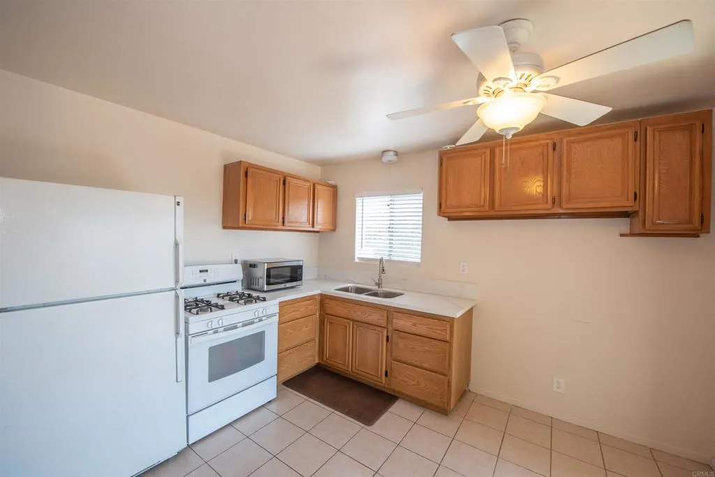 https://cdn.realtyfeed.com/cdn/127/306770123/667e9c807e98032d3ed503db76f97dd3.webp