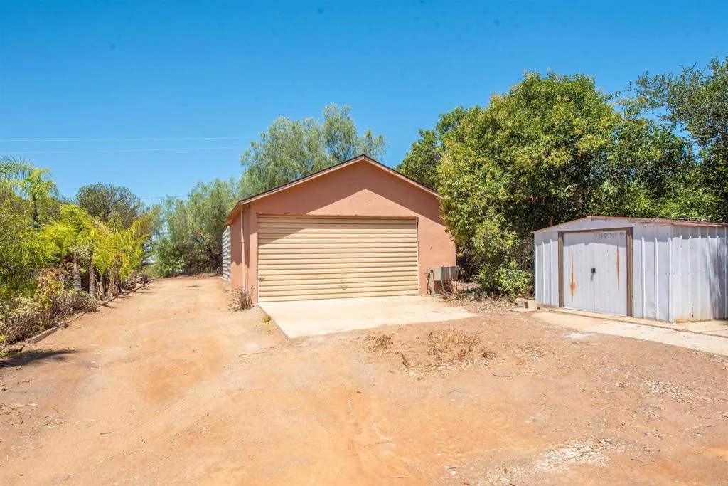 https://cdn.realtyfeed.com/cdn/127/306770123/728392efa99be831396c3152fcc17c2f.webp