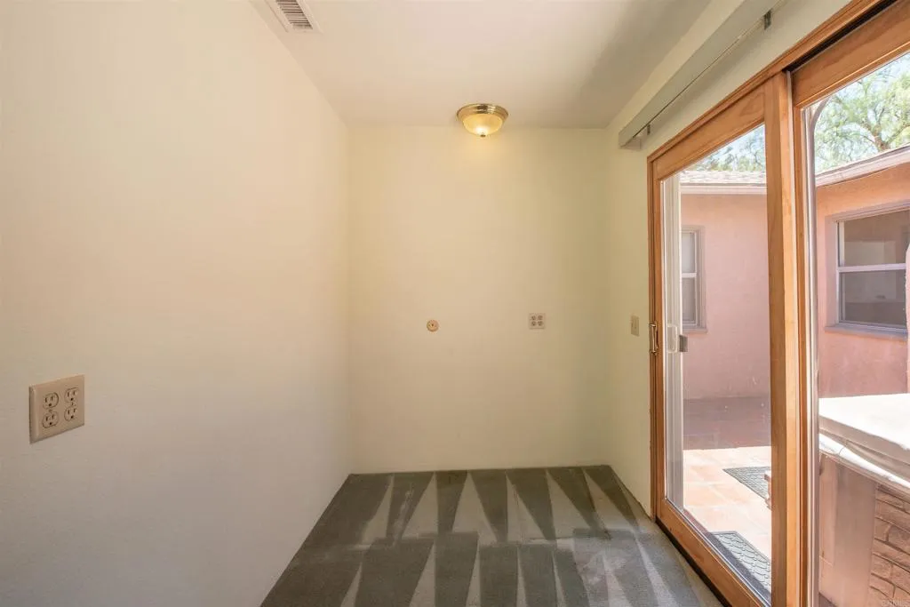 https://cdn.realtyfeed.com/cdn/127/306770123/7848a9e713f14edc9d9c54f184479b06.webp