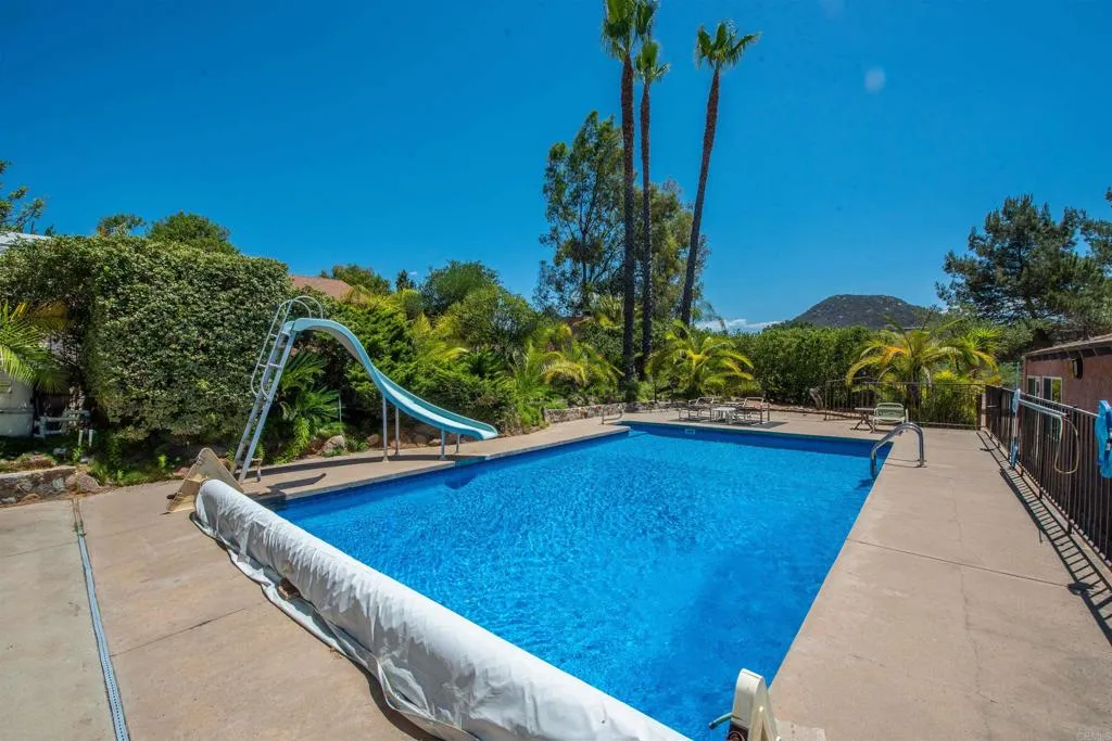 https://cdn.realtyfeed.com/cdn/127/306770123/90d8f6a26919e2c394a80ed11a1b4016.webp