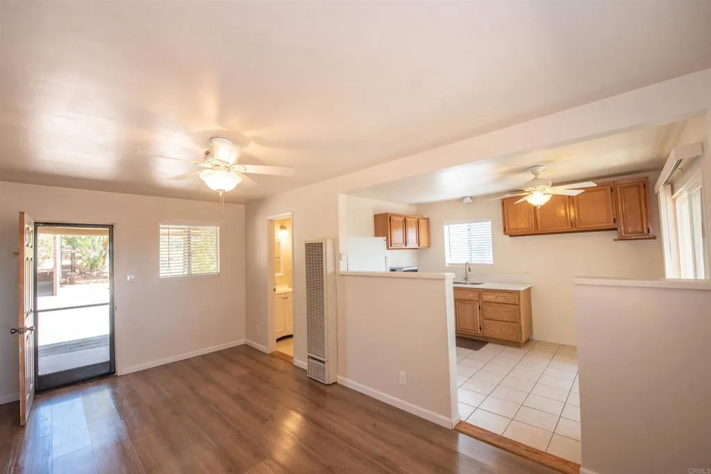 https://cdn.realtyfeed.com/cdn/127/306770123/a496b29c67e071650284f0db095cb6b4.webp