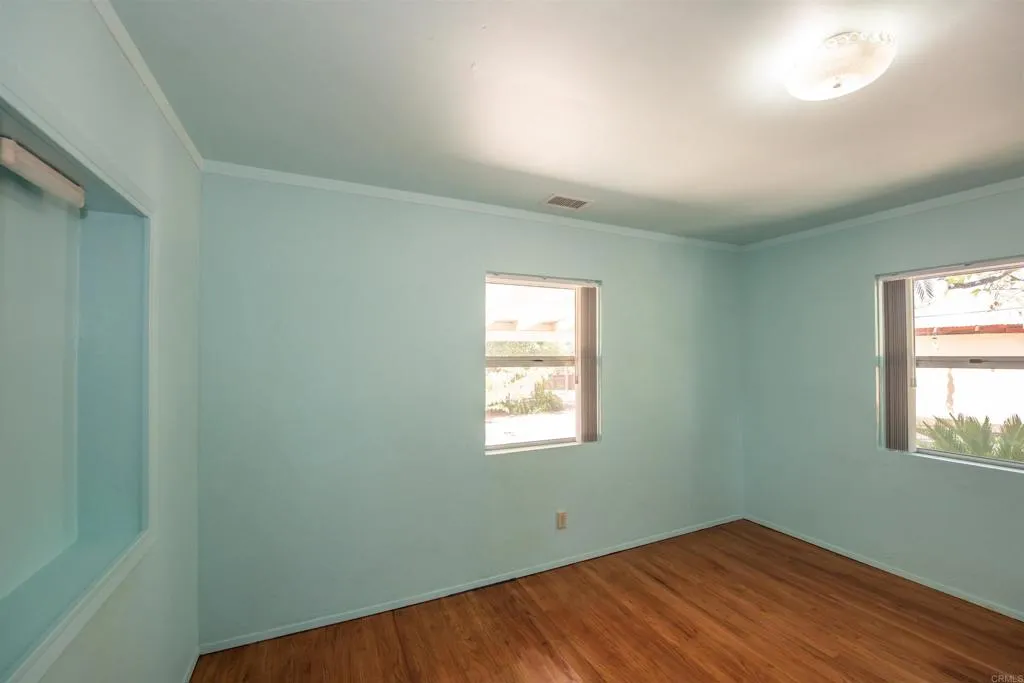 https://cdn.realtyfeed.com/cdn/127/306770123/c38c9e01f8520c62b7922fb059455f0f.webp