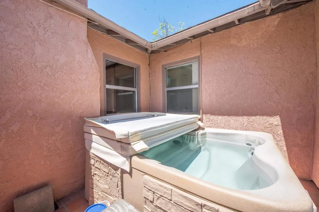 https://cdn.realtyfeed.com/cdn/127/306770123/d173e21b7aa41241ee2a723738cc4277.webp