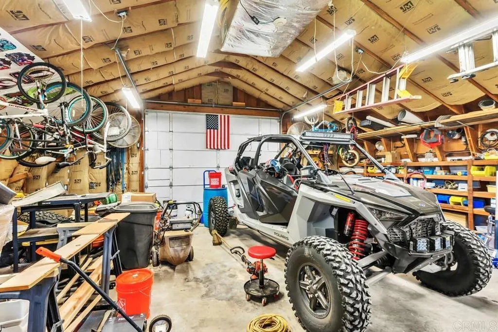 https://cdn.realtyfeed.com/cdn/127/306770137/0de607f261f0e3d7716ed461c5f25b2f.webp